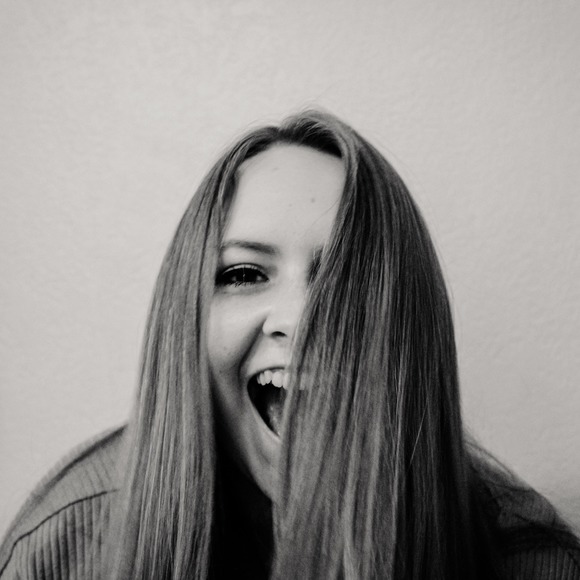 Meet your Posher, Maia - Picture 1 of 1